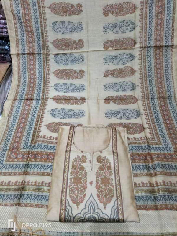 Elegant Maheshwari Silk Suit with Printed Dupatta